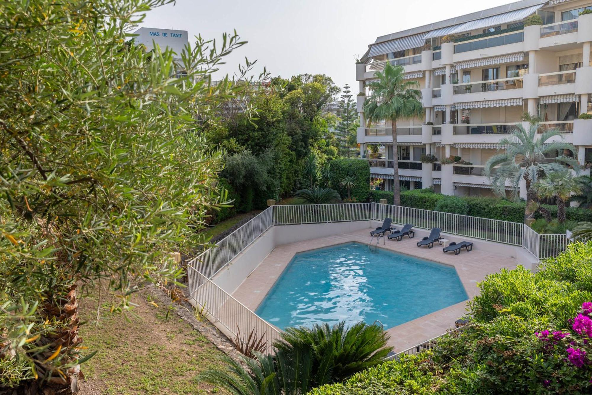 Tanit Piscine, 6 Couchages, Parking Apartment Antibes Exterior photo